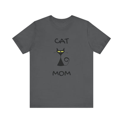 Cat Mom Tee – For Proud Cat Moms