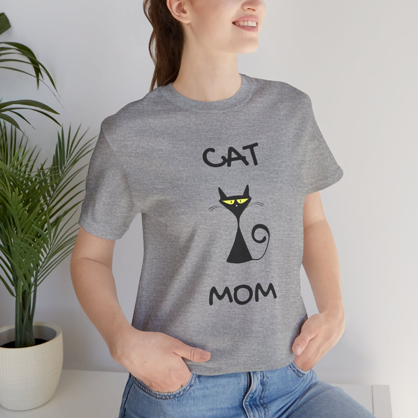 Cat Mom Tee – For Proud Cat Moms